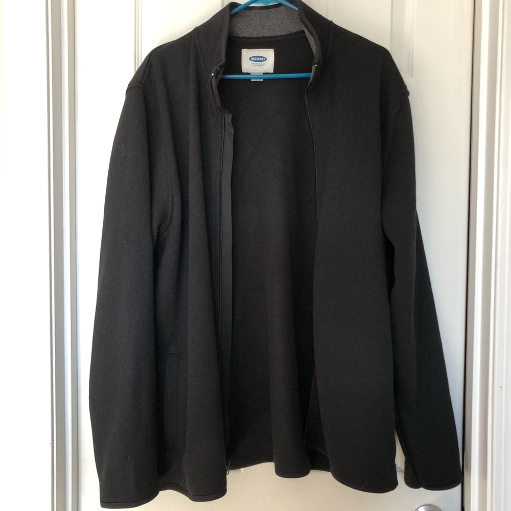 Men’s old navy black zip up sweater XL
